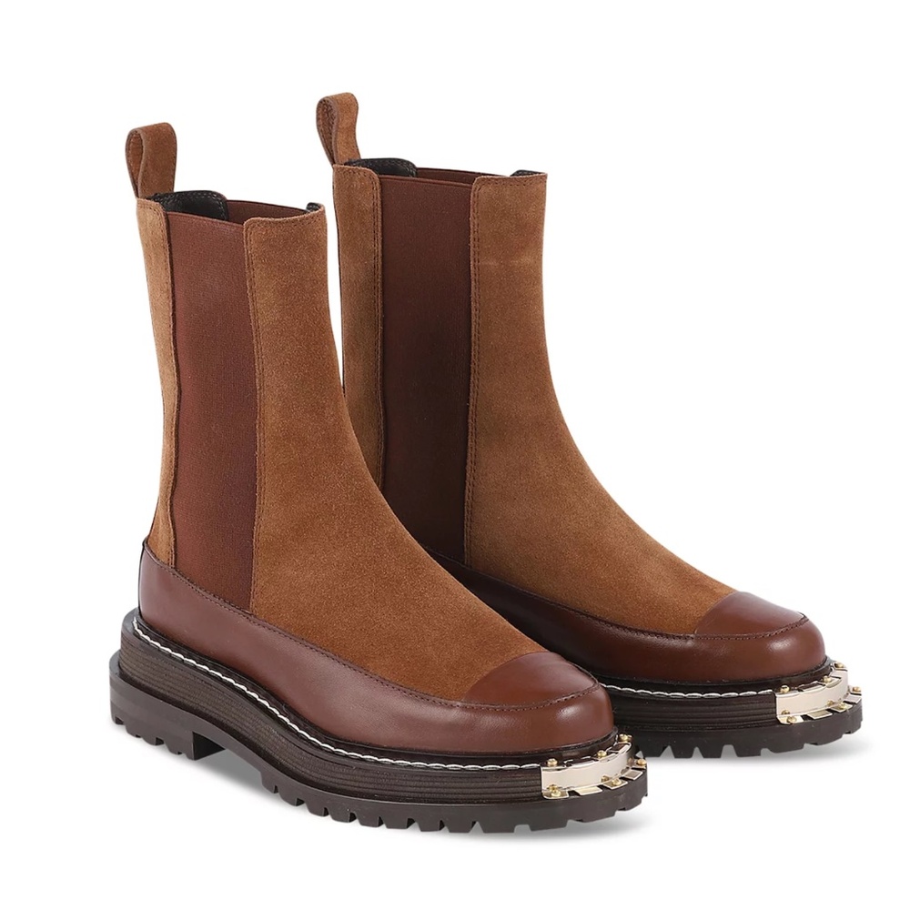 - Liam Stretch Chelsea Boots